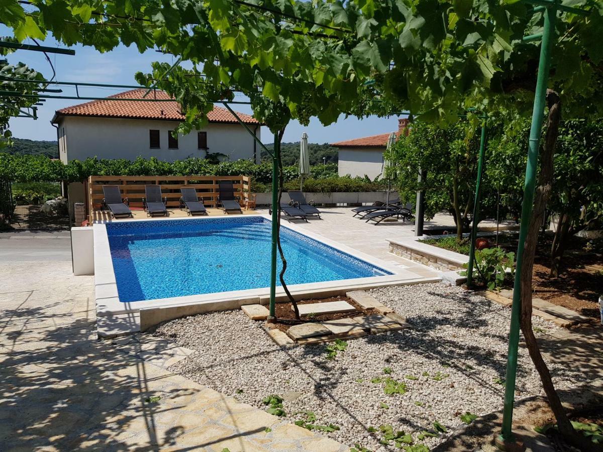 Apartment Franjo Pula Zewnętrze zdjęcie