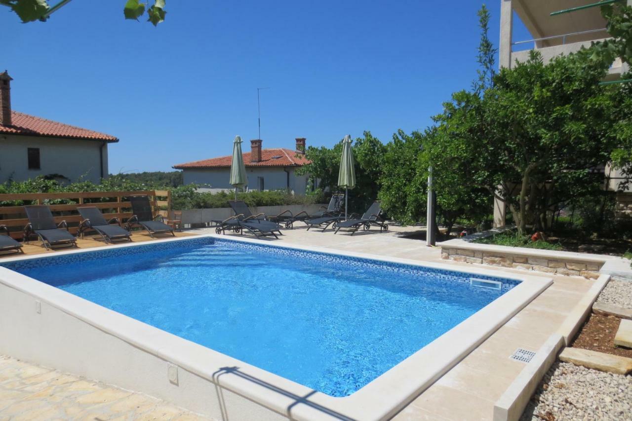 Apartment Franjo Pula Zewnętrze zdjęcie